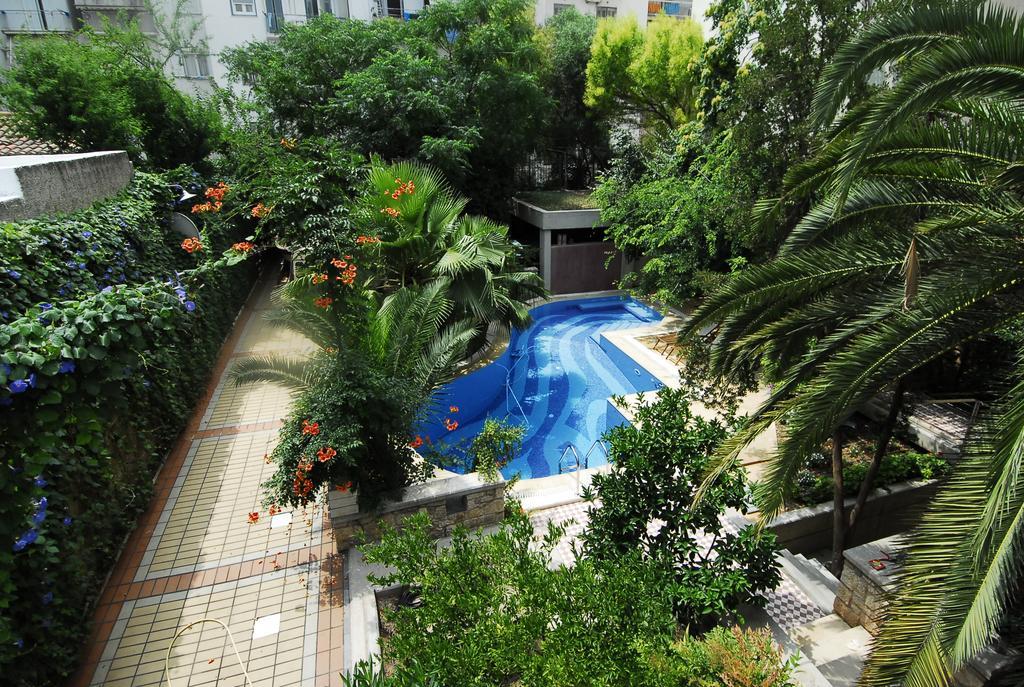 Central Athens Period House With Pool Exterior photo